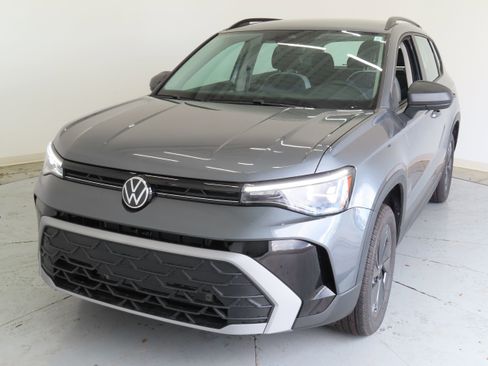 New 2026 Volkswagen Taos S FWD image 9