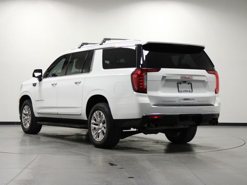 Used 2021 GMC Yukon XL Denali image 6