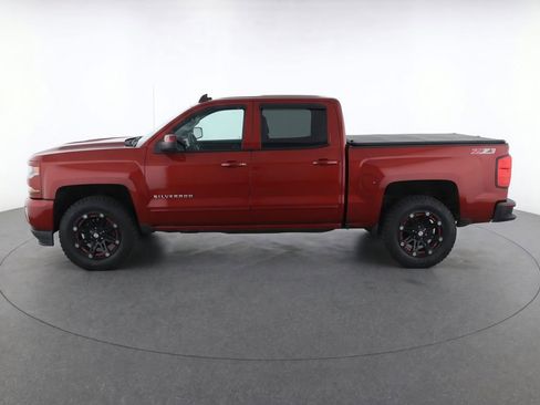 Used 2018 Chevrolet Silverado 1500 LT AWD/4WD image 6