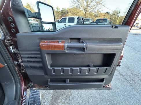 Used 2015 Ford F450 King Ranch w/ King Ranch Chrome Package image 24