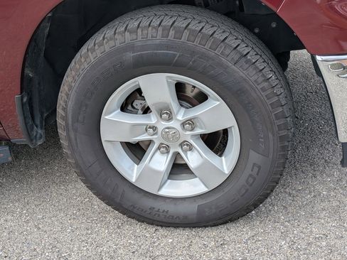 Used 2020 RAM 1500 Tradesman w/ Chrome Plus Package RWD image 11