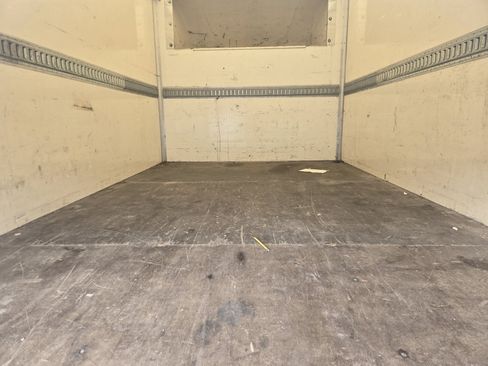 Used 2014 Mercedes-Benz Sprinter 3500 image 5