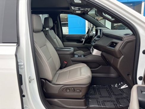 Used 2021 GMC Yukon SLT w/ SLT Luxury Plus Package image 25