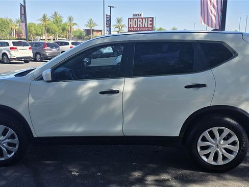 Used 2016 Nissan Rogue S FWD image 9