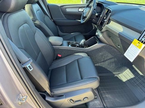 New 2026 Volvo XC40 B5 Plus w/ Protection Package Premier image 11