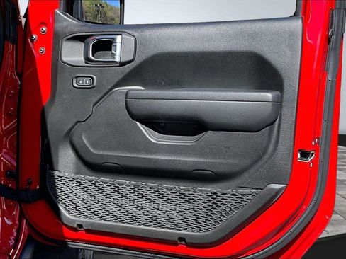 Used 2023 Jeep Gladiator Rubicon w/ LED Lighting Group image 26