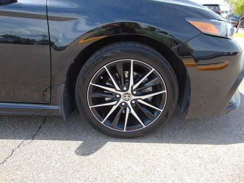 Used 2023 Toyota Camry SE FWD image 27