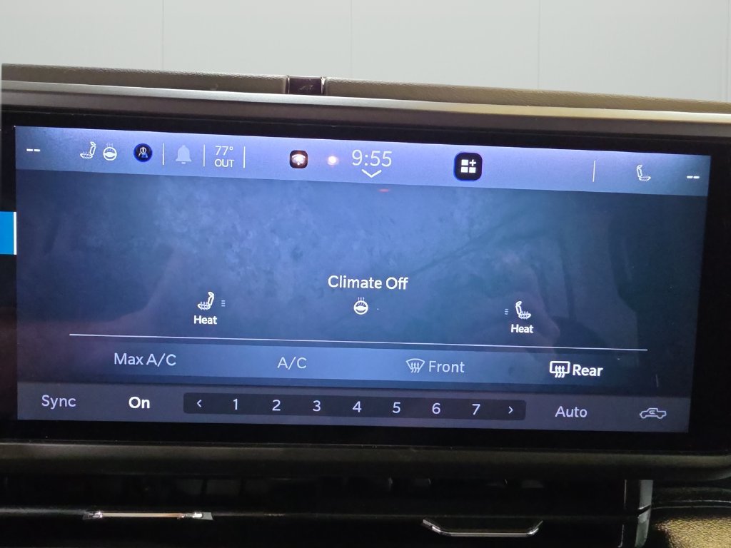 Certified 2024 Jeep Gladiator Mojave w/ Technology Group AWD/4WD image 26