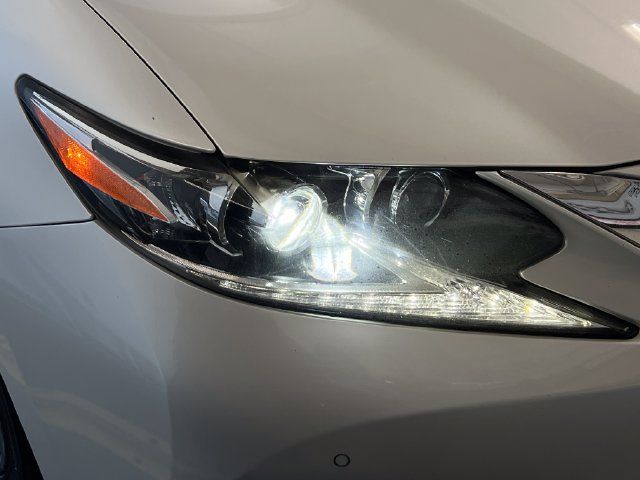 Used 2018 Lexus ES 350 w/ Luxury Package w/Wood Trim FWD image 14