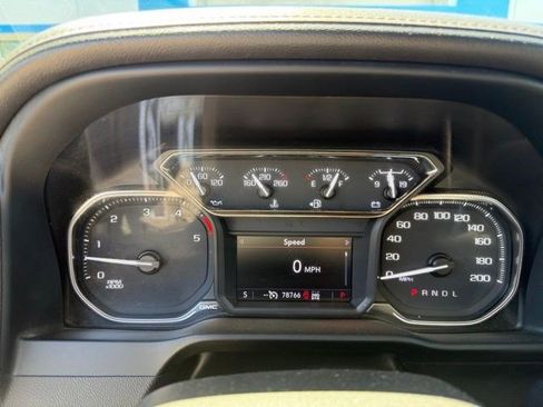 Used 2022 GMC Sierra 3500 AT4 w/ Gooseneck/5TH Wheel Package AWD/4WD image 11