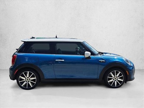 Used 2024 MINI Cooper SE FWD image 5