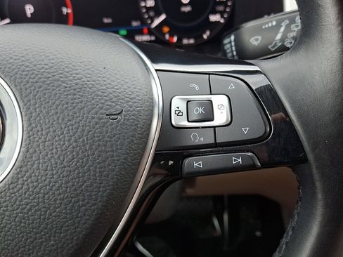 Used 2018 Volkswagen Atlas SEL Premium image 23