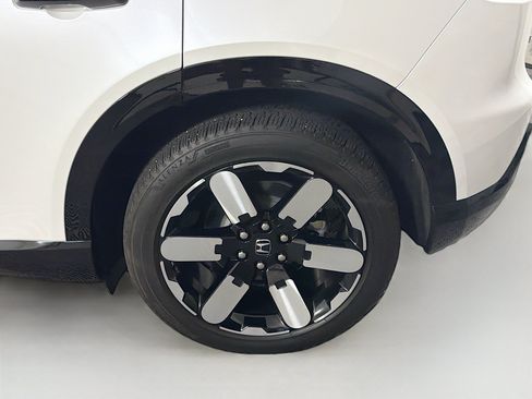 Used 2024 Honda Prologue Elite image 11