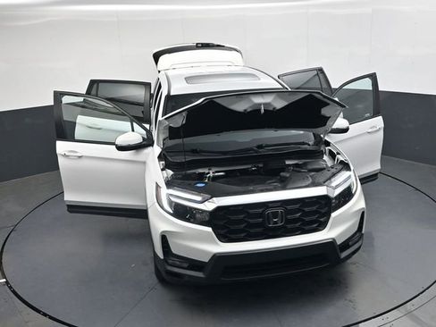 Used 2023 Honda Passport EX-L image 36