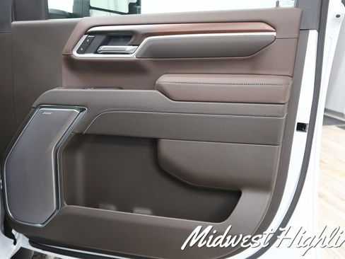 Used 2026 GMC Sierra 2500 Denali w/ Denali Reserve Package AWD/4WD image 40