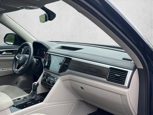 Used 2023 Volkswagen Atlas SE FWD image 21
