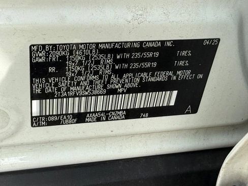 Used 2025 Toyota RAV4 XLE Premium w/ Weather Package AWD/4WD image 30