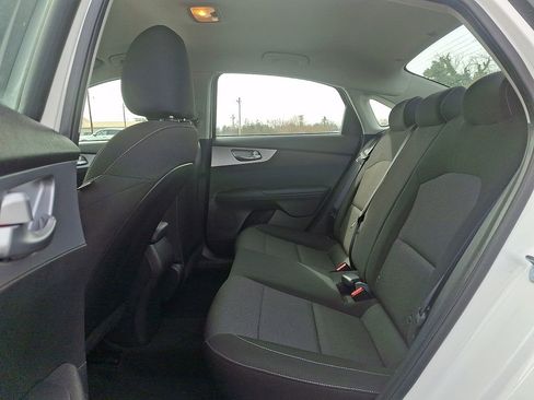 Certified 2023 Kia Forte LXS image 11