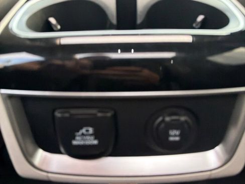 Certified 2024 Kia Carnival SX Prestige FWD image 23