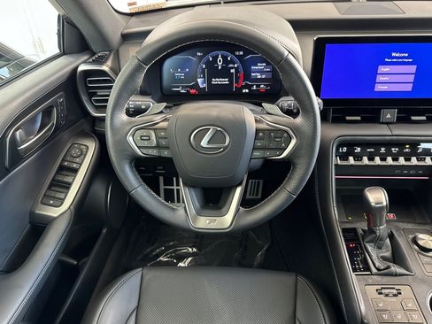 Certified 2026 Lexus IS 350 F Sport RWD image 18