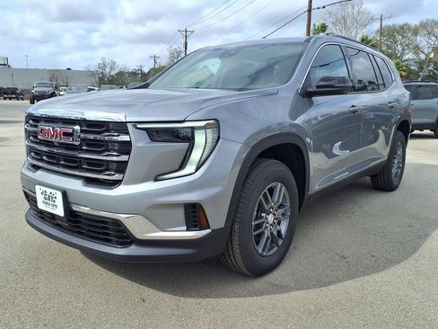 New 2026 GMC Acadia Elevation FWD image 3