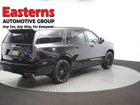 Used 2026 Cadillac Escalade ESV Luxury w/ Touring Package AWD/4WD image 51