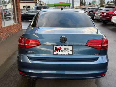 Used 2015 Volkswagen Jetta TDI S image 4