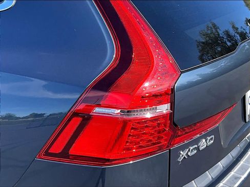 Used 2023 Volvo XC60 B5 Ultimate w/ Protection Package Premier FWD image 31