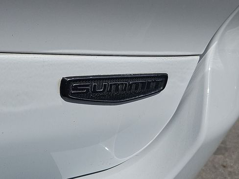 Used 2023 Jeep Grand Cherokee L Summit AWD/4WD image 16