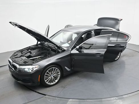 Used 2020 BMW 530i xDrive AWD/4WD image 39