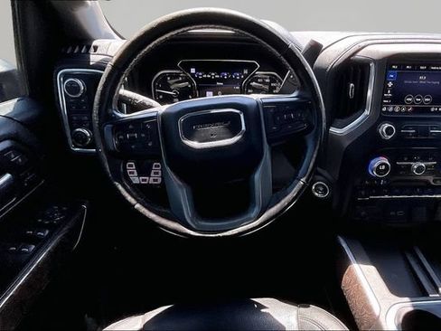 Used 2022 GMC Sierra 3500 Denali w/ Denali Ultimate Package AWD/4WD image 8