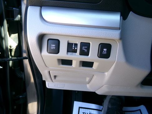 Used 2018 Subaru Forester 2.5i Premium image 14