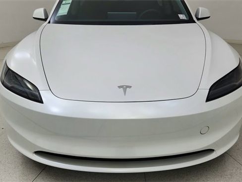 Used 2024 Tesla Model 3 Long Range image 8