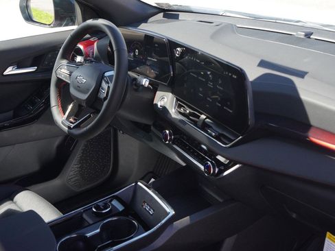 New 2026 Chevrolet Equinox RS w/ Convenience Package III image 29