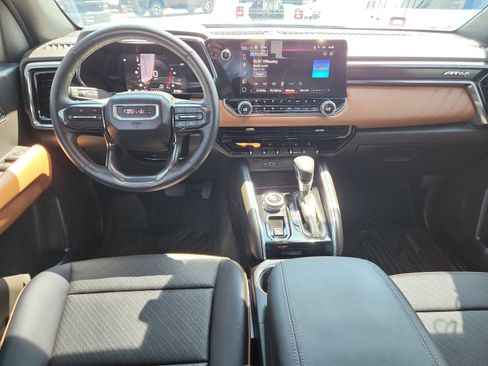 Used 2023 GMC Canyon AT4 w/ AT4 Premium Package image 10