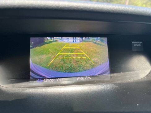 Used 2015 Honda CR-V LX image 11