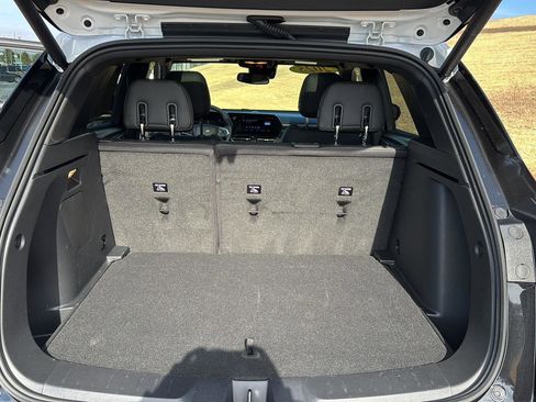 Used 2025 Chevrolet TrailBlazer ACTIV w/ Convenience Package image 32