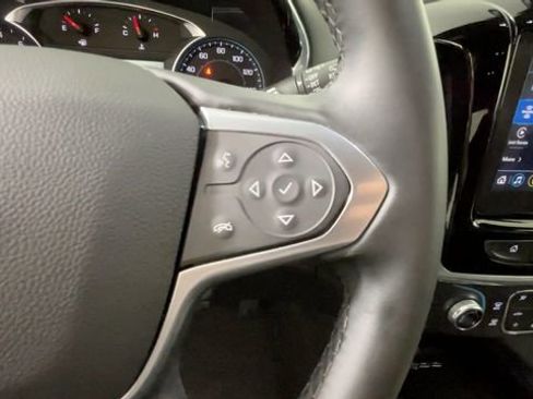 Used 2023 Chevrolet Traverse LT FWD image 23