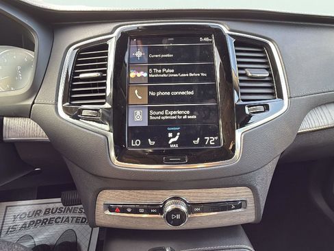 Used 2022 Volvo XC90 T6 Inscription w/ Climate Package image 13