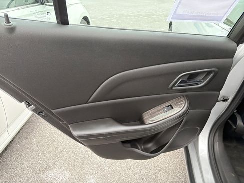 Used 2015 Chevrolet Malibu LT w/ Leather Package image 25