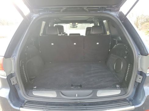 Used 2019 Jeep Grand Cherokee Limited w/ Luxury Group II image 8