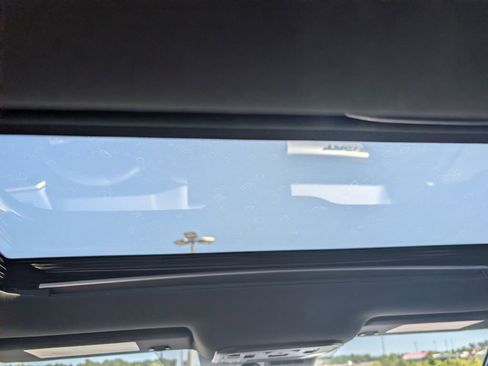 Used 2024 Toyota Tacoma TRD Off-Road w/ TRD Off Road Premium Package image 30