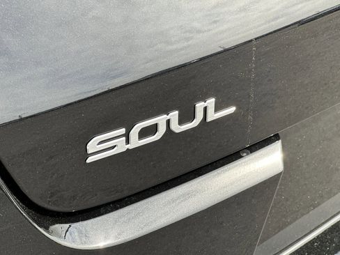 New 2025 Kia Soul LX w/ LX Technology Package image 21