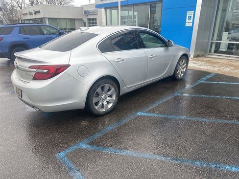 Used 2016 Buick Regal FWD image 4
