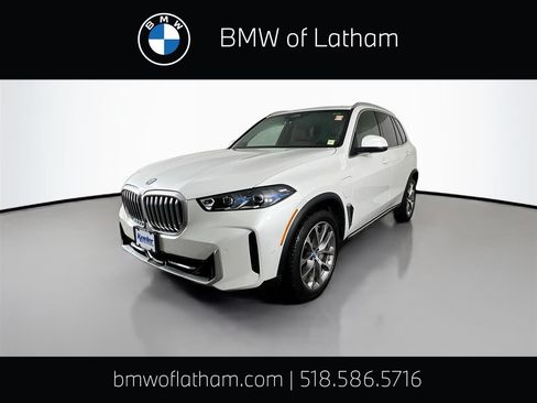 Certified 2024 BMW X5 xDrive50e w/ Premium Package image 1