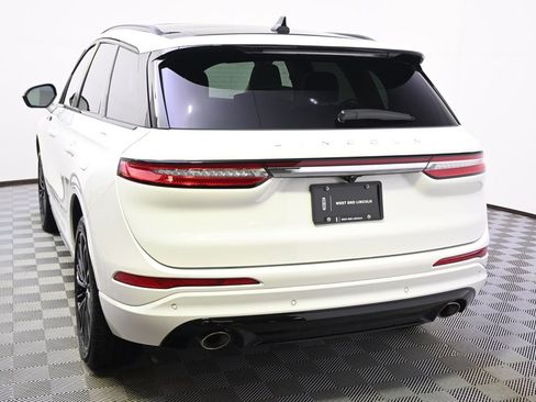 New 2025 Lincoln Corsair Reserve w/ Jet Appearance Package image 4