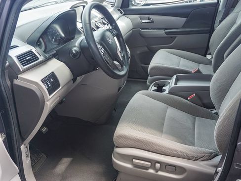 Used 2016 Honda Odyssey EX image 18