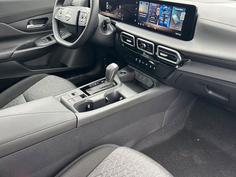 New 2026 Nissan Sentra SV w/ Floor Mat Package image 15