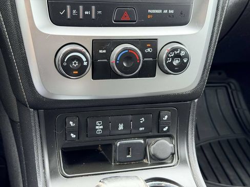 Used 2016 GMC Acadia SLE AWD/4WD image 19