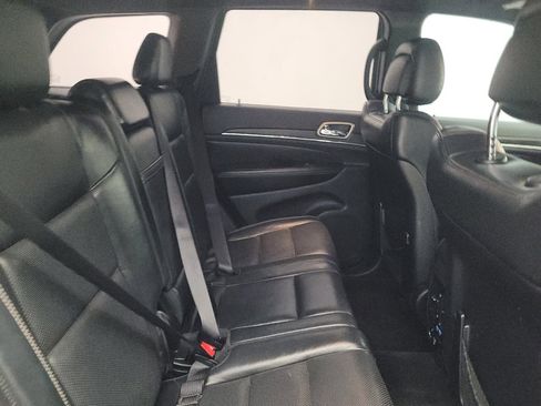 Used 2016 Jeep Grand Cherokee Limited w/ Luxury Group II RWD image 19